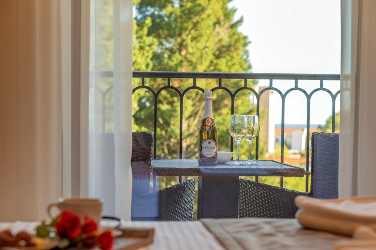 Luxury Apartments Queen Petrovac エクステリア 写真